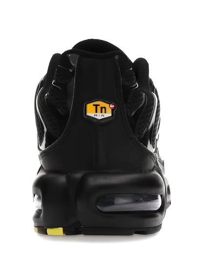 Nikee Airmax Plus Triple Black