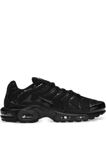 Nikee Airmax Plus Triple Black