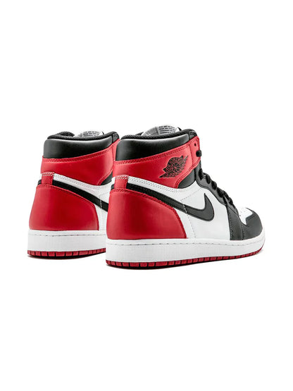 Nik ee Air Jordan 1 High Og Black Toe Reimagined