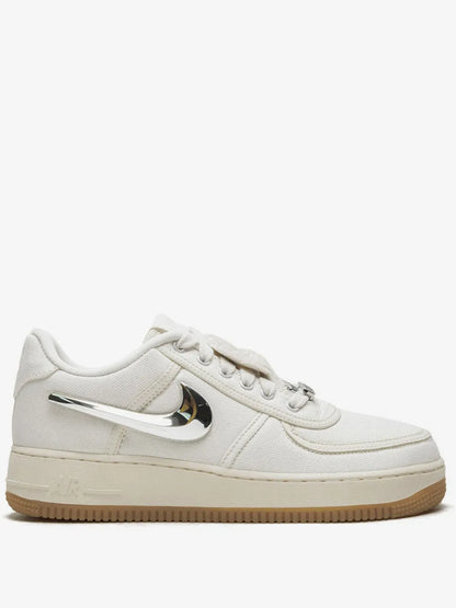 N.IKE AIRFORCE TRAVIS SCOTT SAIL