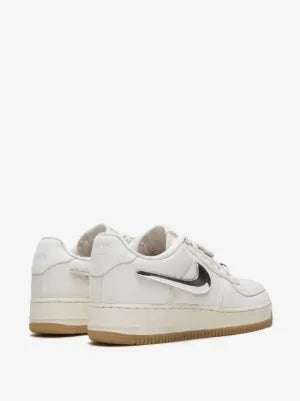 N.IKE AIRFORCE TRAVIS SCOTT SAIL