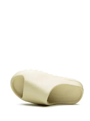 ADDIDAS YEEZY SLIDES BONE SEMI UA