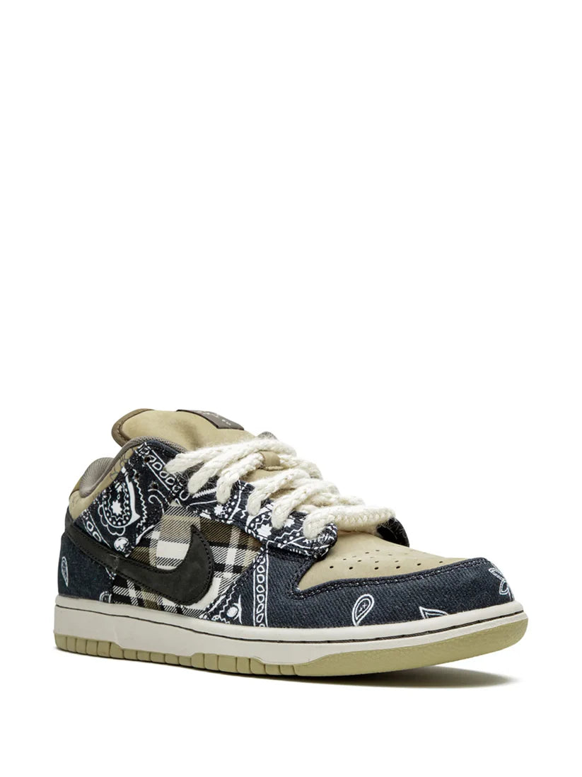 Travis Scott Bandana X SB Dunk Fix
