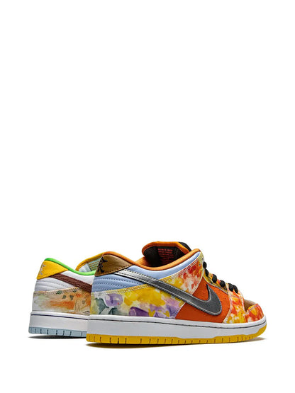 nikee sb dunk low street hawker