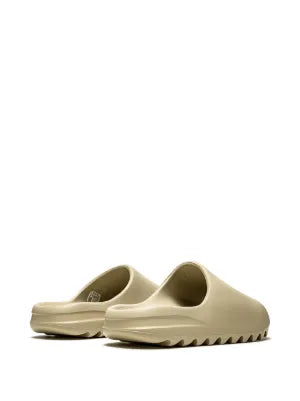 ADDIDAS YEEZY SLIDES PURE SEMI UA