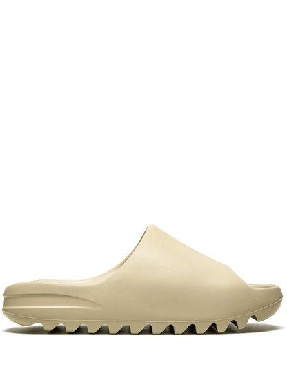 ADDIDAS YEEZY SLIDES PURE SEMI UA