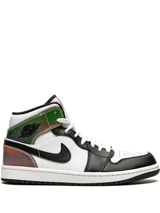 Air Jordan 1 Mid Heat Reactive