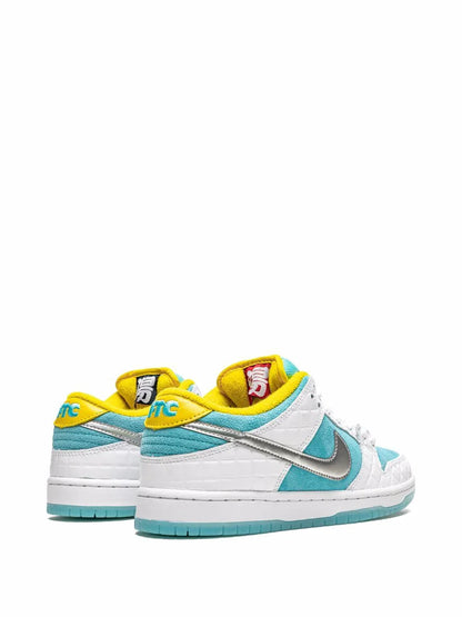 nikee sb dunk low pro ftc lagoon pulse SALE