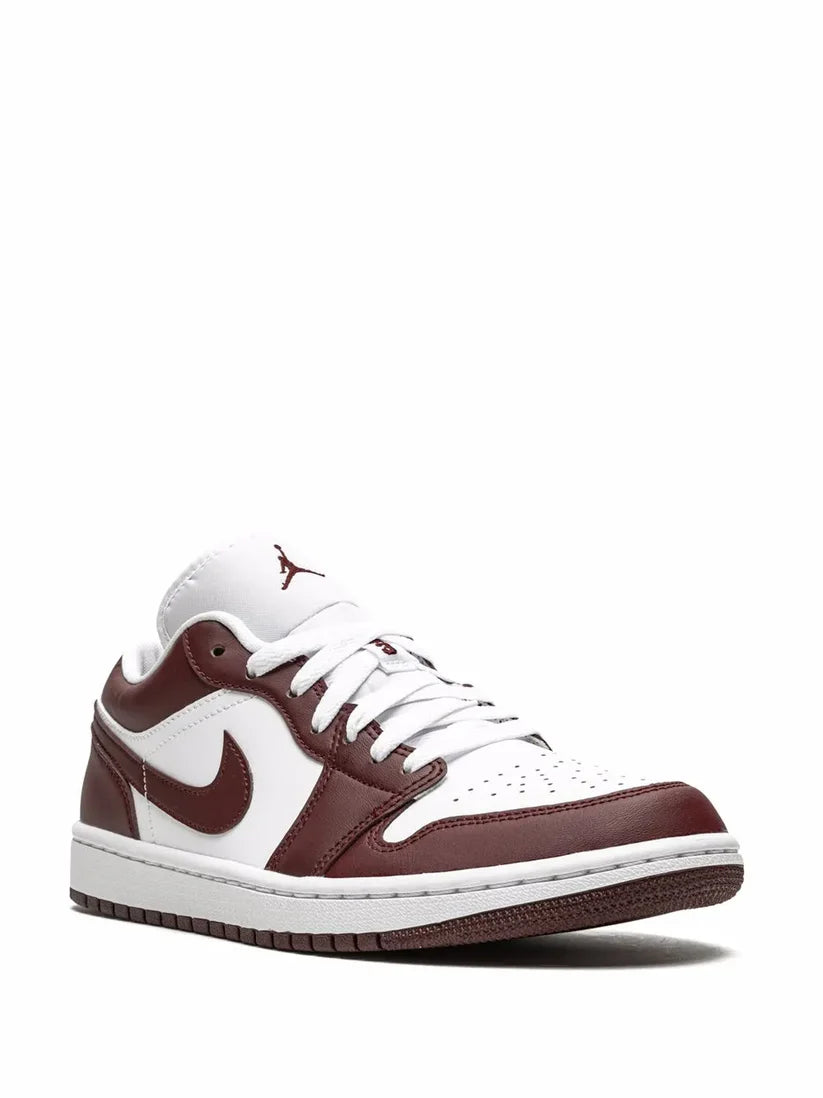 NIK.E AIR JORDAN 1 LOW TEAM RED