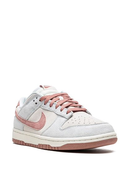 Nike sb dunk fossil rose