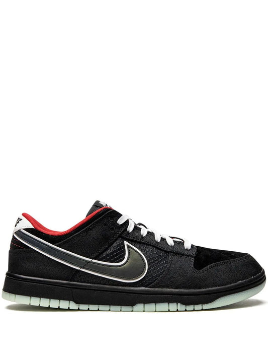 nikee sb dunk low x league of legends