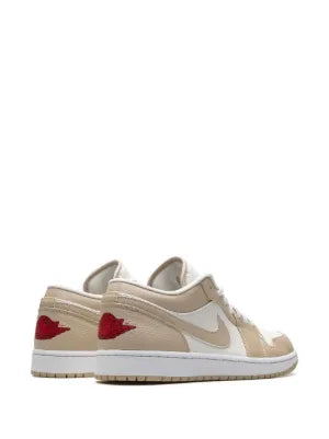 NIK_E AIR JORDAN 1 LOW SE SAIL RATTAN UNIVERSITY RED FIX
