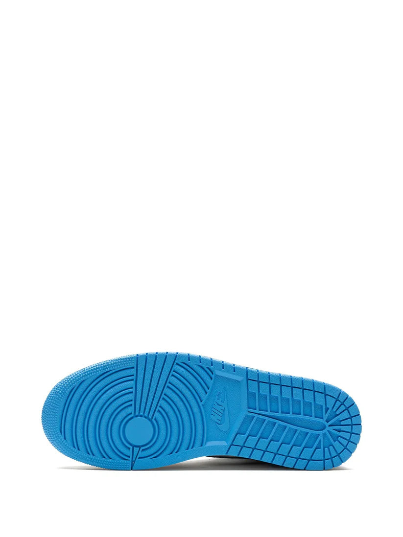 AIR JORDAN RETRO 1 UNC