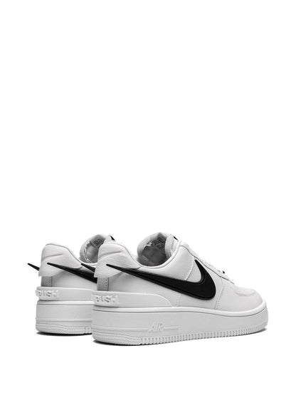 nikee airforce 1 x ambush whitE