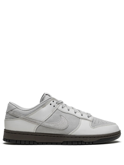 NIK.E SB DUNK LOW IRONSTONE