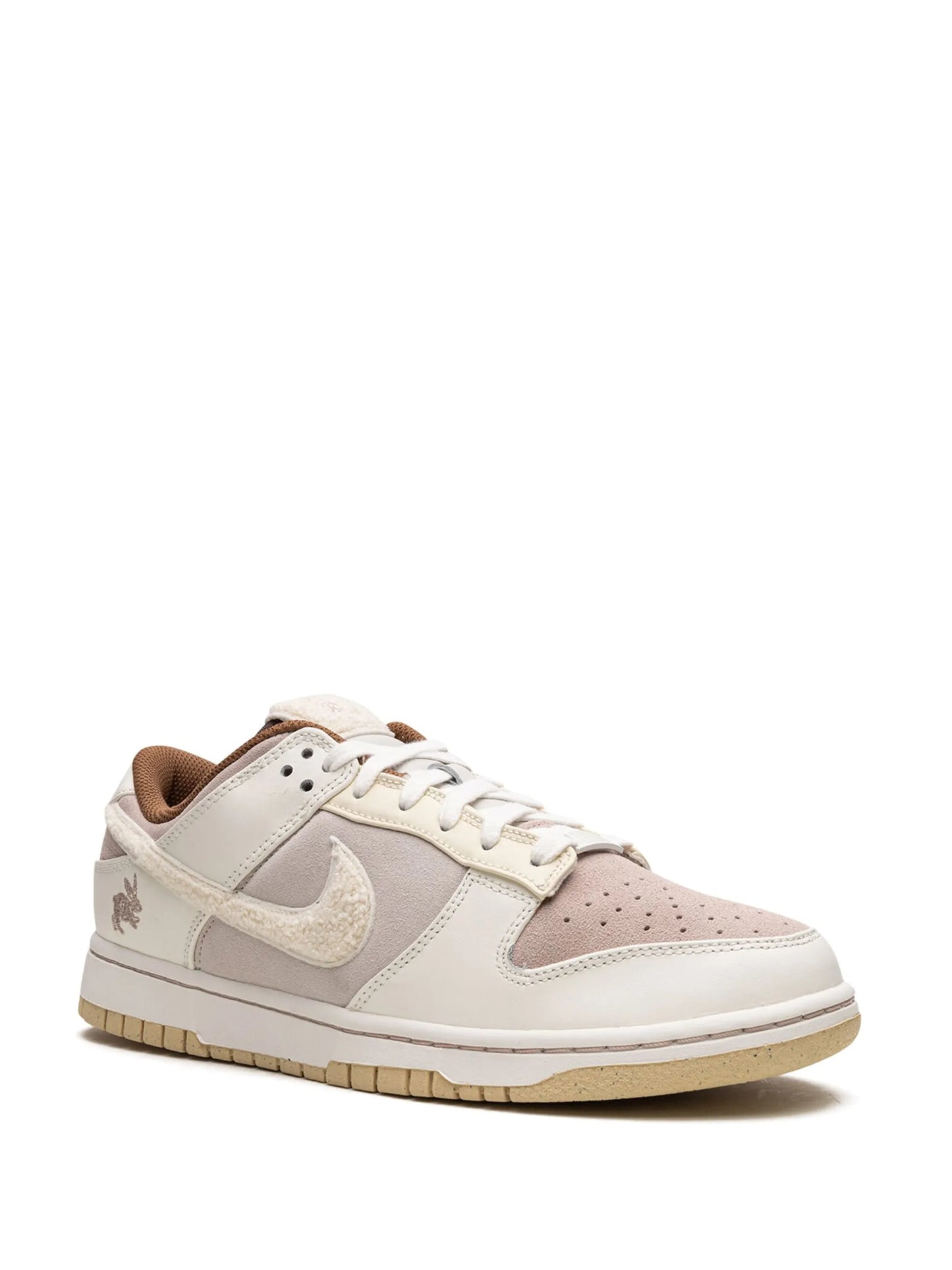 nikee sb dunk low year of the rabbit for her