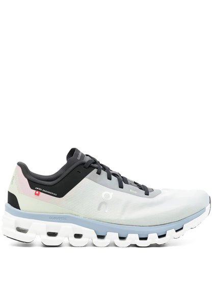 On CloudFlow 4 Glacier Champbray Grey White
