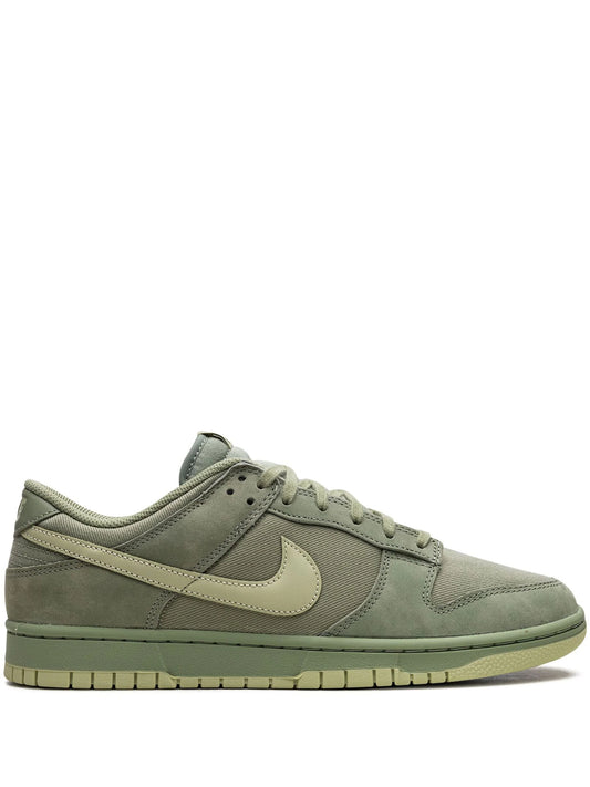 Nikee SB Dunk Low Oil Green