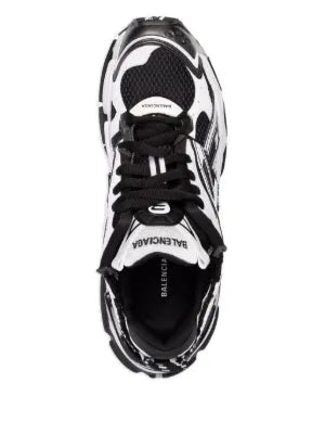 BALENCIAGA RUNNER 4 BLACK WHITE