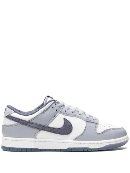 NIKE SB DUNK LOW SMOKE GREY
