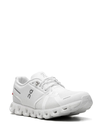 On Running On Cloud 6 White