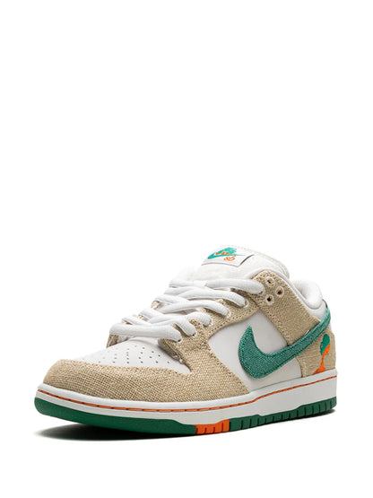 Nikee the jerritos x sb dunk low