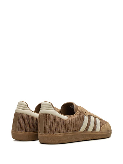 .ADI.DA.S samba og cardboard dessert brown