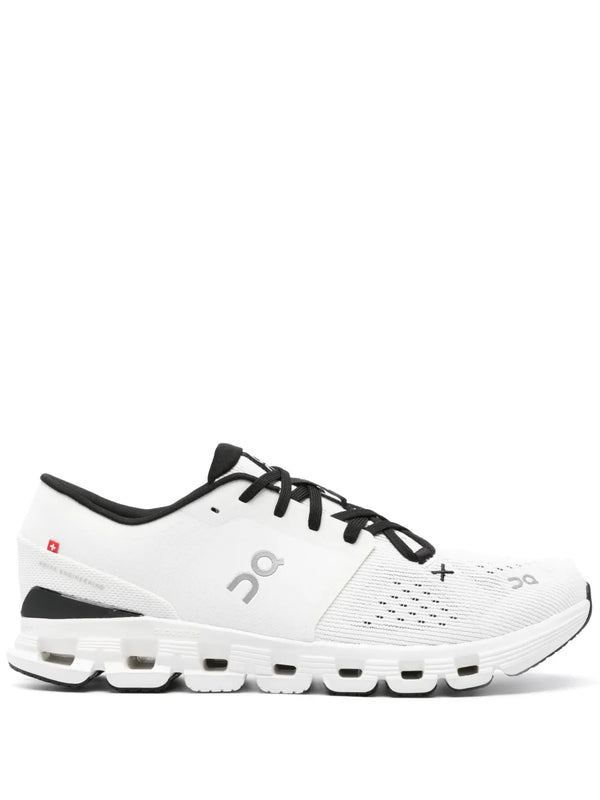On Cloud X 4 White