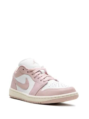 NIK_E JORDAN 1 LOW PINK OXFORD WOMENS