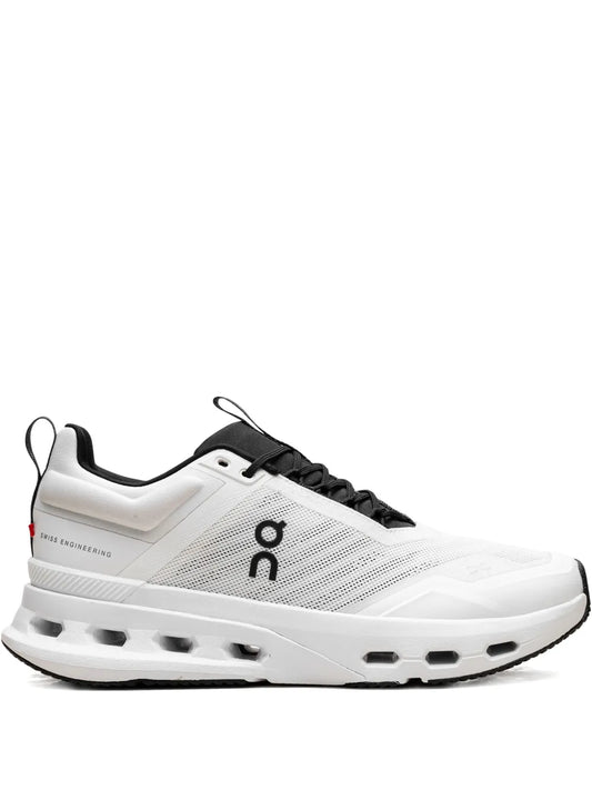 On Cloud x Nova Running White Black