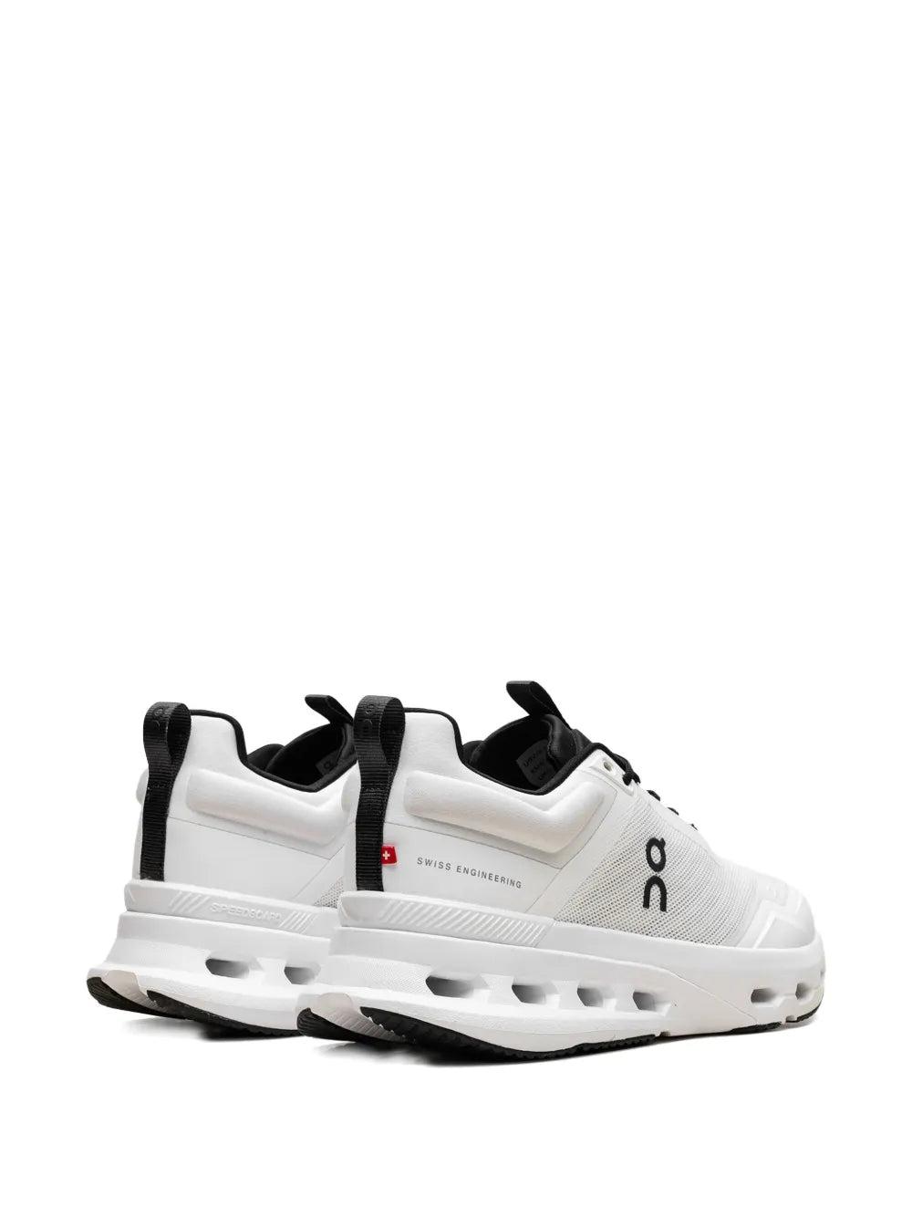 On Cloud x Nova Running White Black