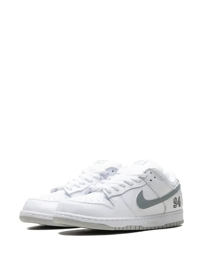 NI.KE SB DUNK LOW SUPREME 94 FULL WHITE