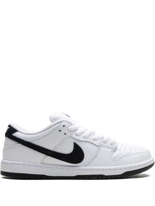 nike dunk low white black
