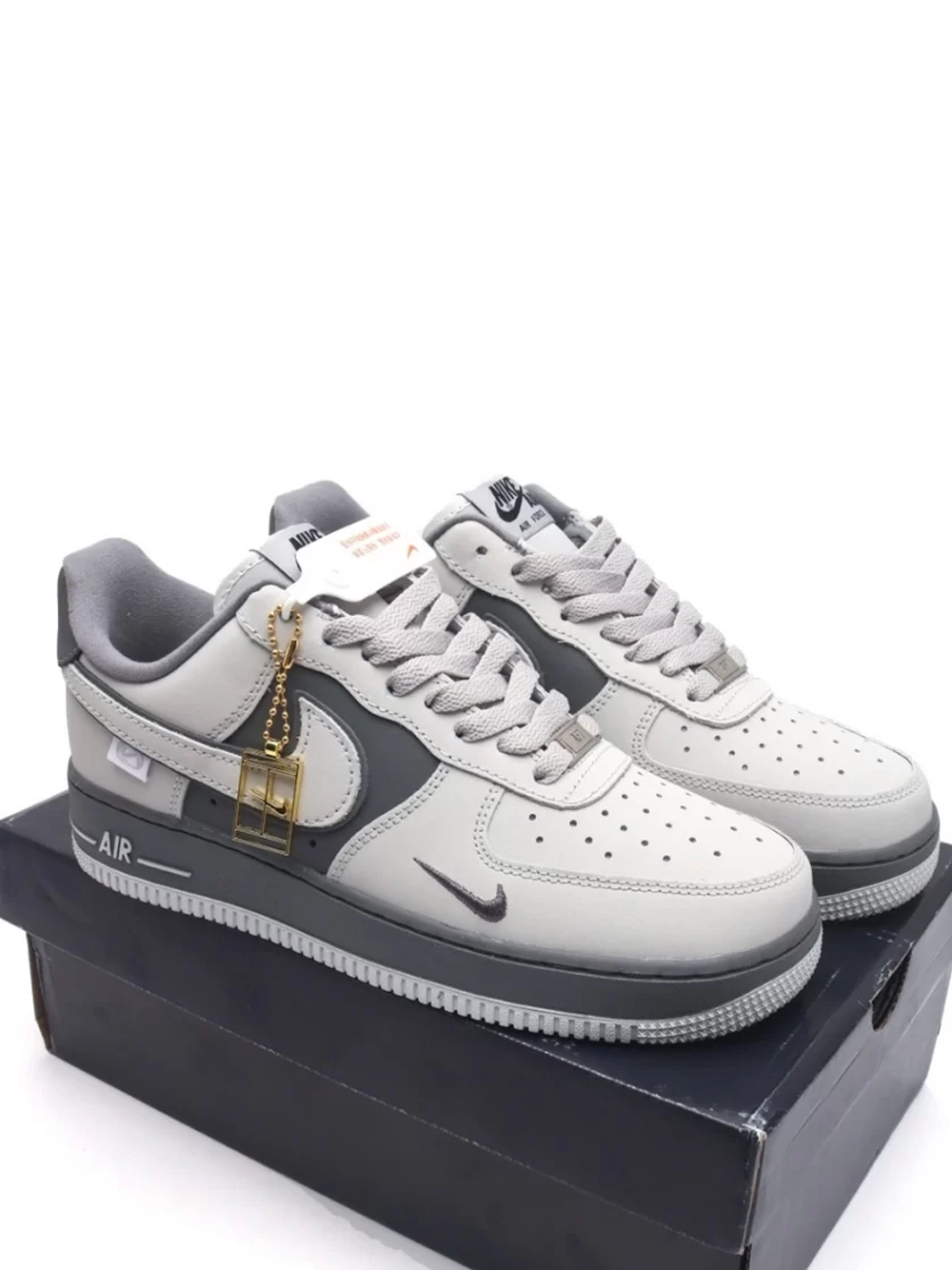 Nike Air Force 1 Low Grey Metallic