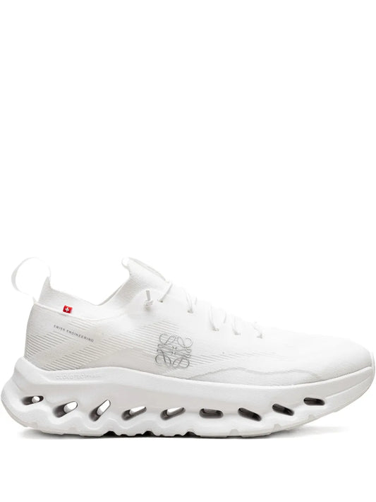 ON CLOUD RUNNING x LOEWE 2 0 FULL WHITE