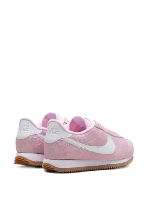 Nik_e cortez pink fix