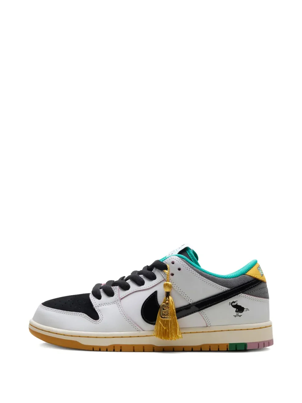 NIK.E sb dunk low pro x csef white and black