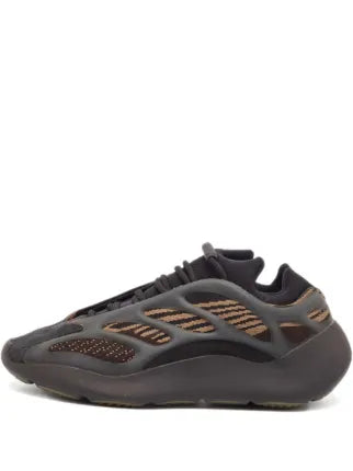 Adidass yeezy boost 700 v3 Clay Brown