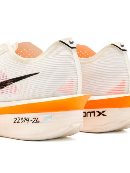 Nik ee Air zoom Vaporfly Next 4 cream black