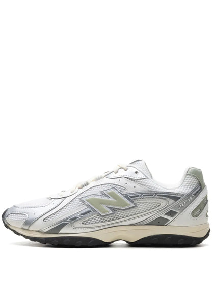 New Balance 204L Silver Black Metallic