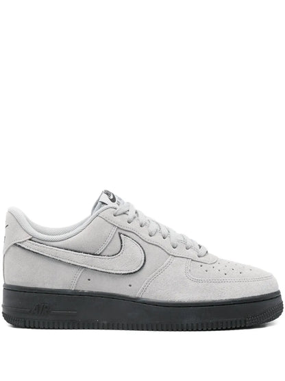 NIKEE AIRFORCE SUEDE BLACK SMOKE GREY
