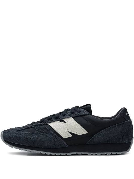New Balancee 471 Black White