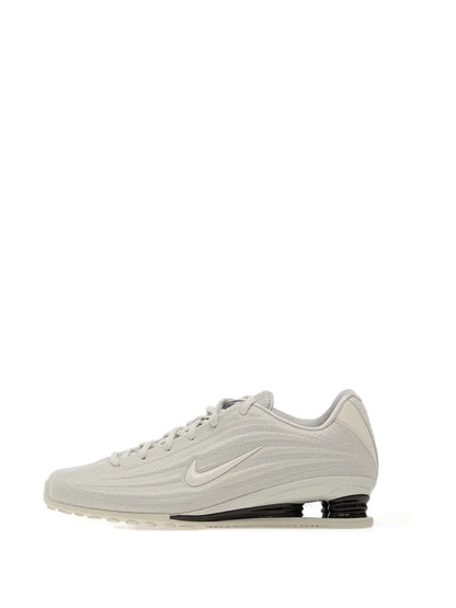 NIKEE SHOX Z LIGHT BONE