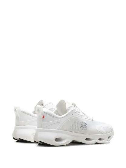 ON RUNNIN_G CLOUDSOLO X LOEWE WHITE FIX