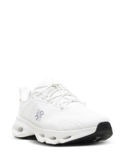 ON RUNNIN_G CLOUDSOLO X LOEWE WHITE FIX