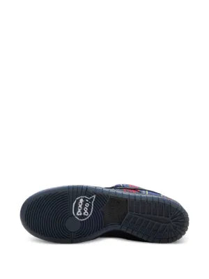 Nardwuar x Dunk Low SB Tam O Shanter Hat