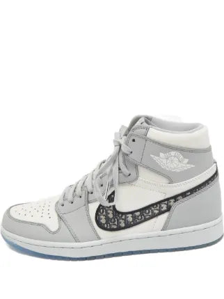 Nik ee air jordan 1diorr high semi ua