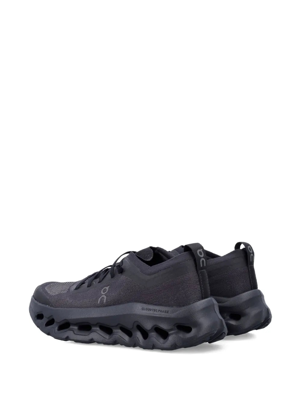 ON RUNNING CLOUD TILT BLACK IVORY