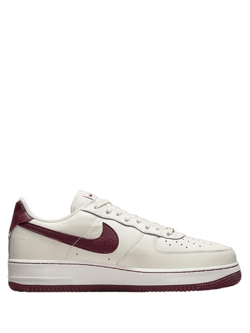 air force 1 07 low white dark red x supreme x the north face