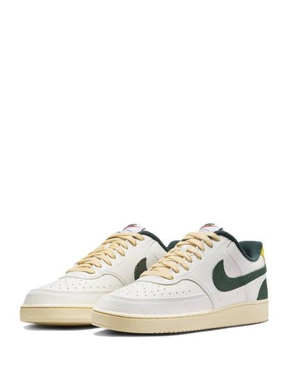 Nikee Court vision cream green